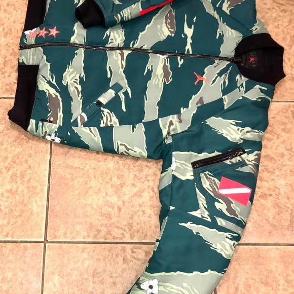 Nike Air Jordan City of Flight Jacket Size L - Picture 7 of 9